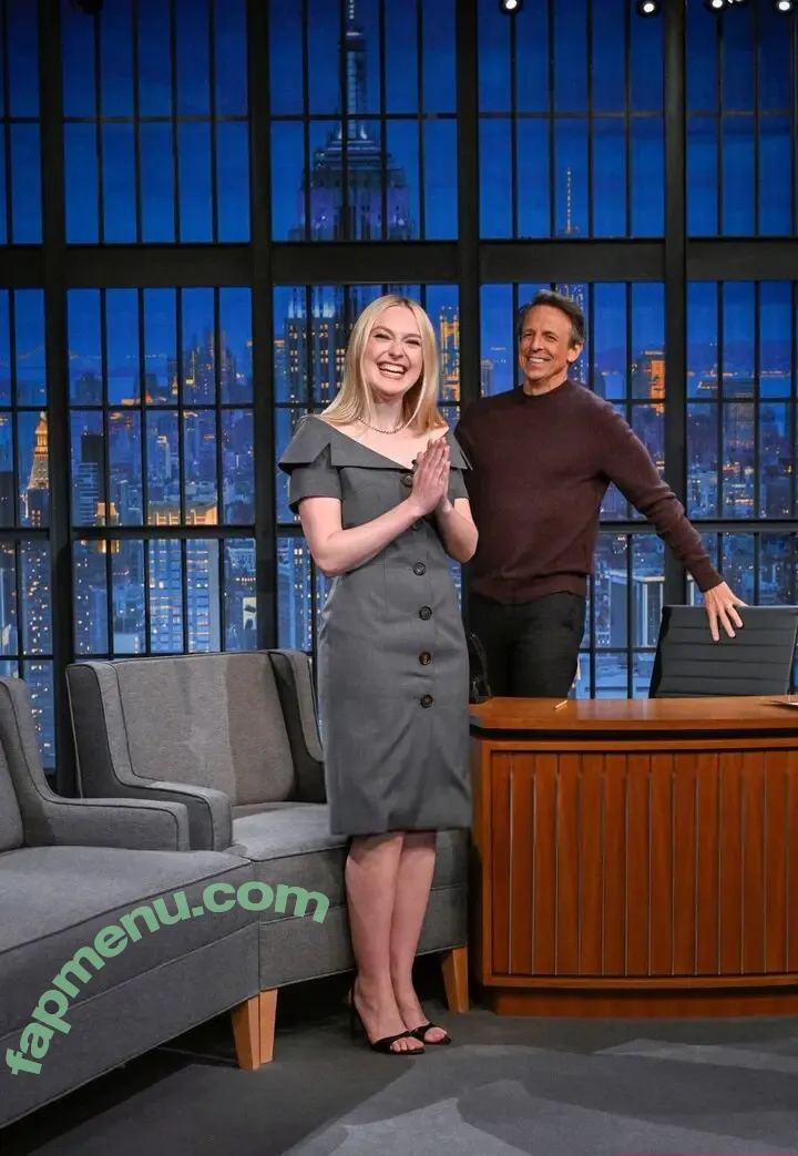 Dakota Fanning nude photo #0624 (dakota_fanning / dakotafanning)