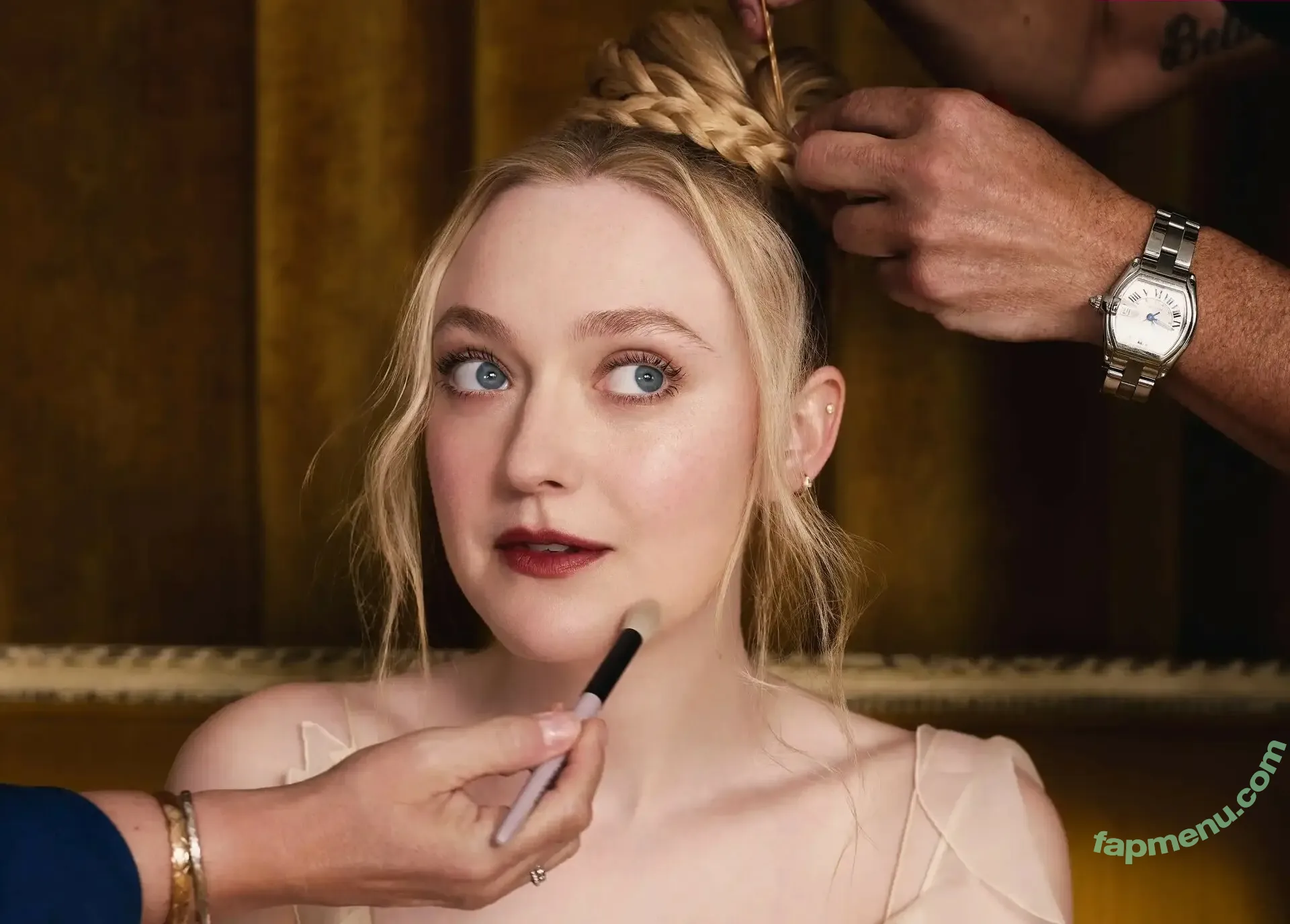 Dakota Fanning nude photo #0643 (dakota_fanning / dakotafanning)