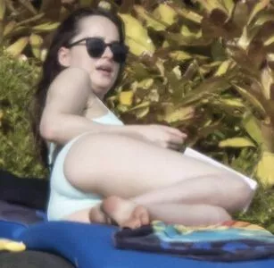 Dakota Johnson / dakotajohnson / isDakotaJohnson nude photo #0465