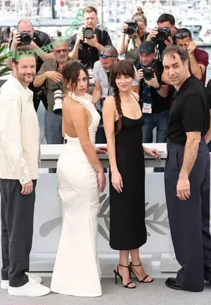 Dakota Johnson / dakotajohnson / isDakotaJohnson nude photo #1319