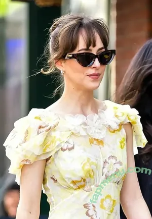 Dakota Johnson / dakotajohnson / isDakotaJohnson nude photo #1693