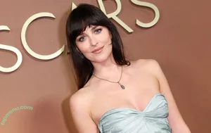 Dakota Johnson / dakotajohnson / isDakotaJohnson nude photo #1923