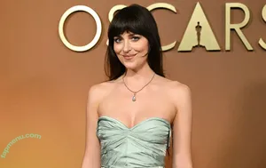 Dakota Johnson / dakotajohnson / isDakotaJohnson nude photo #1935