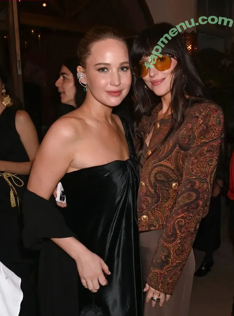 Dakota Johnson nude photo #1252 (dakotajohnson / isDakotaJohnson)