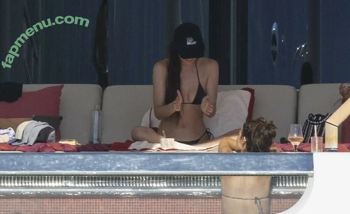 Dakota Johnson nude photo #1520 (dakotajohnson / isDakotaJohnson)