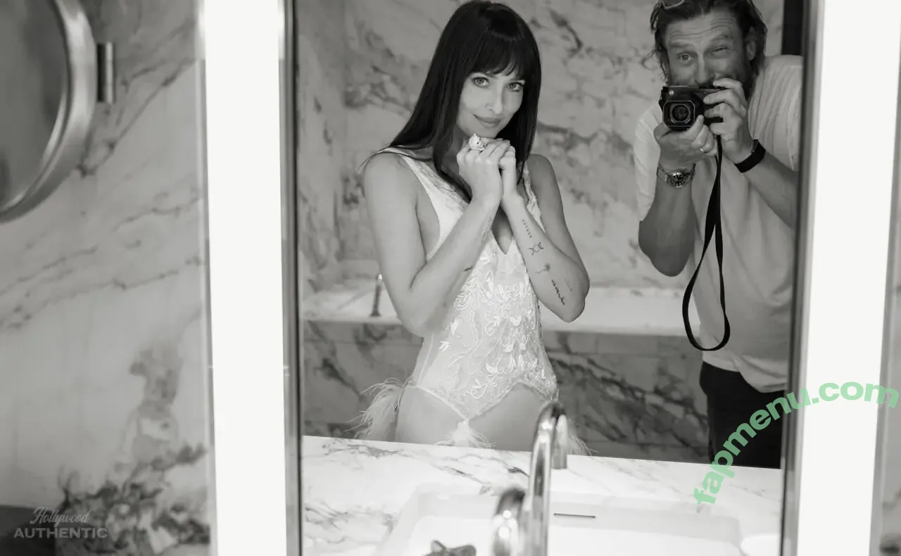 Dakota Johnson nude photo #1631 (dakotajohnson / isDakotaJohnson)