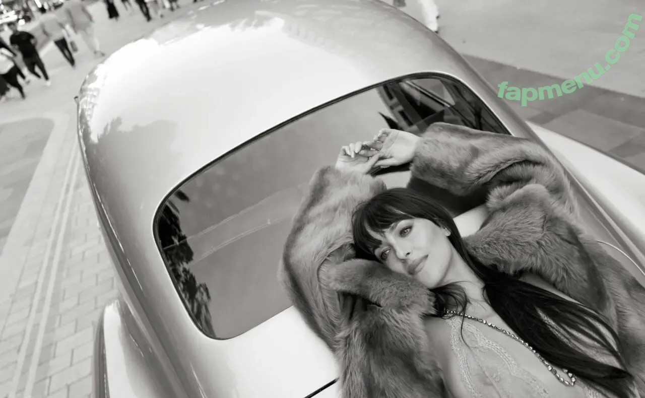 Dakota Johnson nude photo #1633 (dakotajohnson / isDakotaJohnson)
