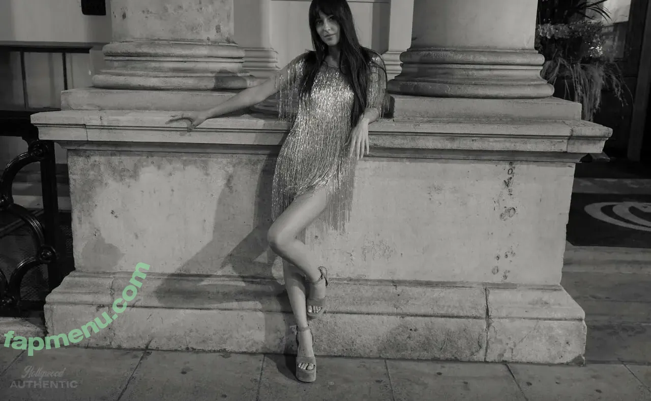 Dakota Johnson nude photo #1639 (dakotajohnson / isDakotaJohnson)