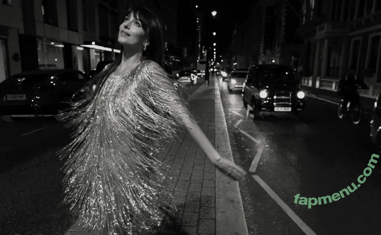 Dakota Johnson nude photo #1640 (dakotajohnson / isDakotaJohnson)