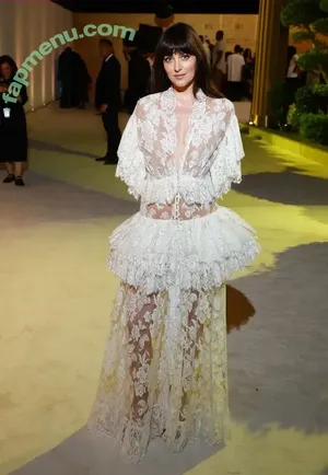 Dakota Johnson / dakotajohnson / isDakotaJohnson nude photo #2079