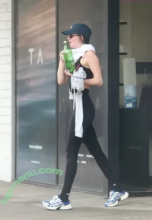 Dakota Johnson / dakotajohnson / isDakotaJohnson nude photo #2121