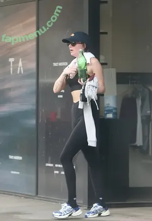 Dakota Johnson / dakotajohnson / isDakotaJohnson nude photo #2127