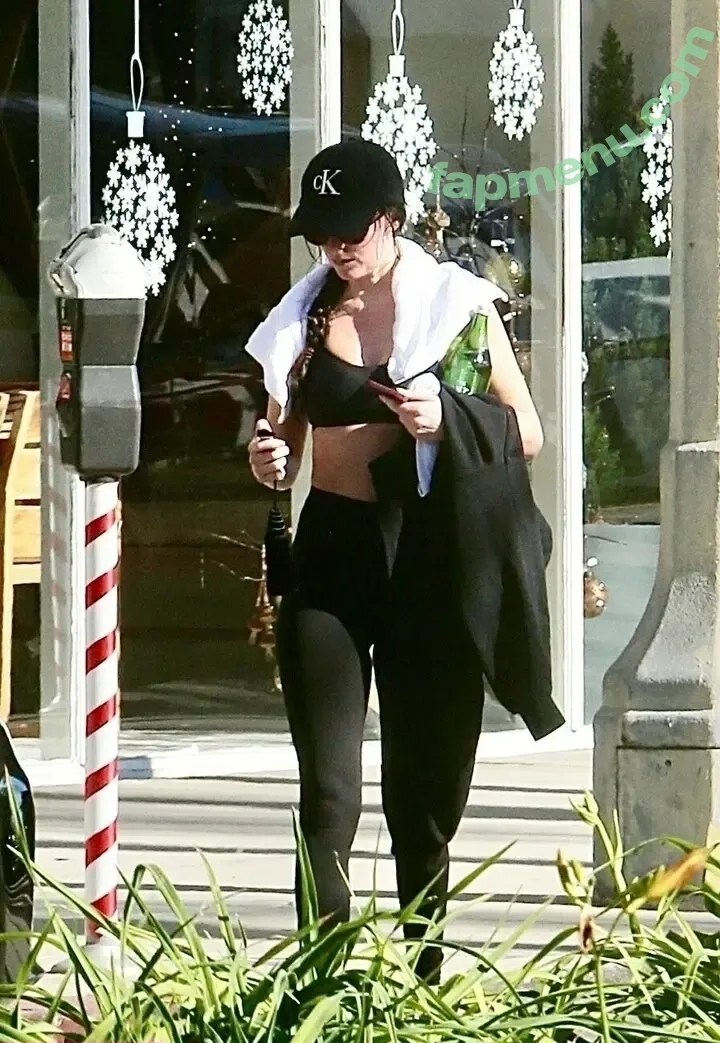 Dakota Johnson nude photo #2001 (dakotajohnson / isDakotaJohnson)