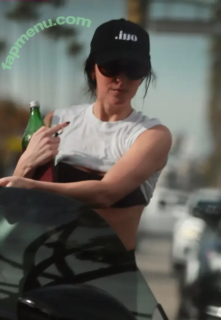 Dakota Johnson nude photo #2116 (dakotajohnson / isDakotaJohnson)