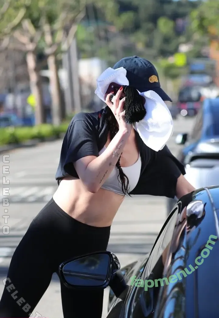 Dakota Johnson nude photo #2166 (dakotajohnson / isDakotaJohnson)