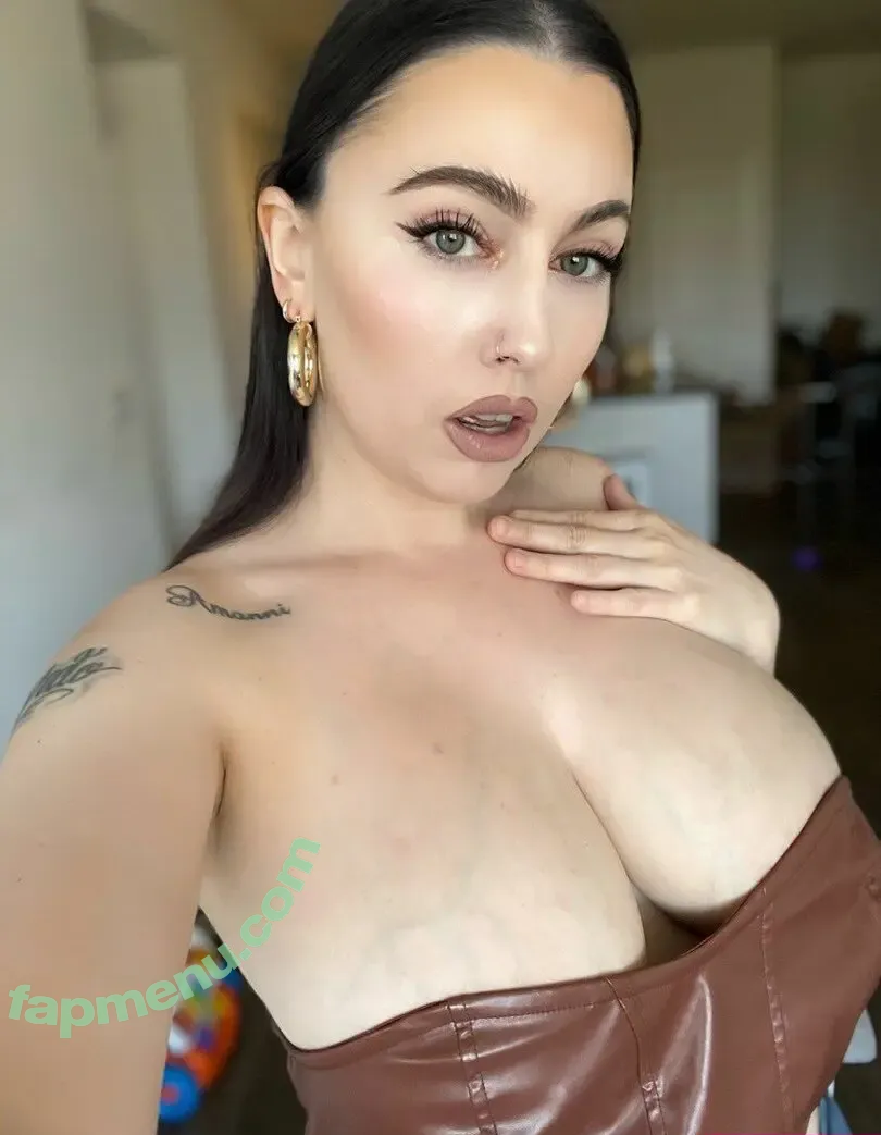 Dakotah Blue nude photo #0005 (Dakotah Blue)