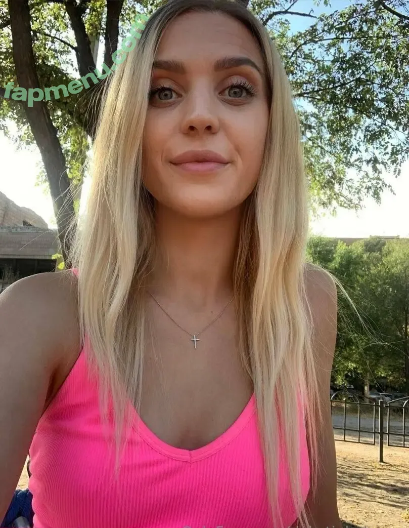 dakotinhalovex nude photo #0018 (dakotinhalovex)