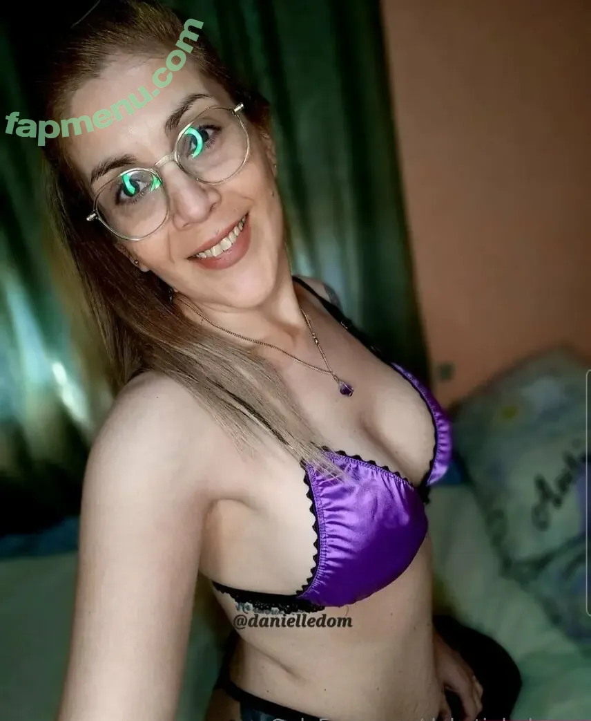 dakotinhalovex nude photo #0045 (dakotinhalovex)