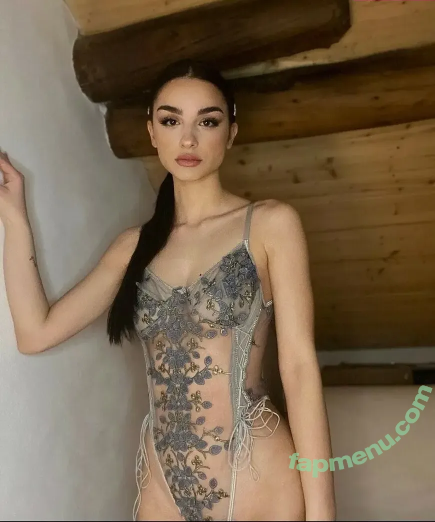 Dalila Anna Stabile nude photo #0004 (dalilaannaa)