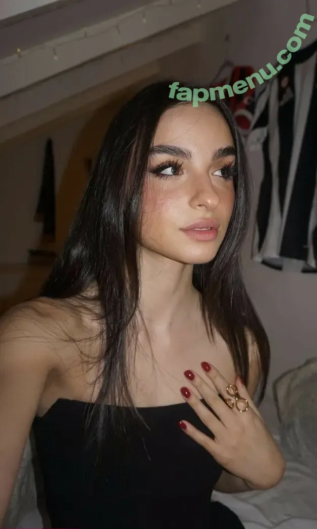 Dalila Anna Stabile nude photo #0037 (dalilaannaa)