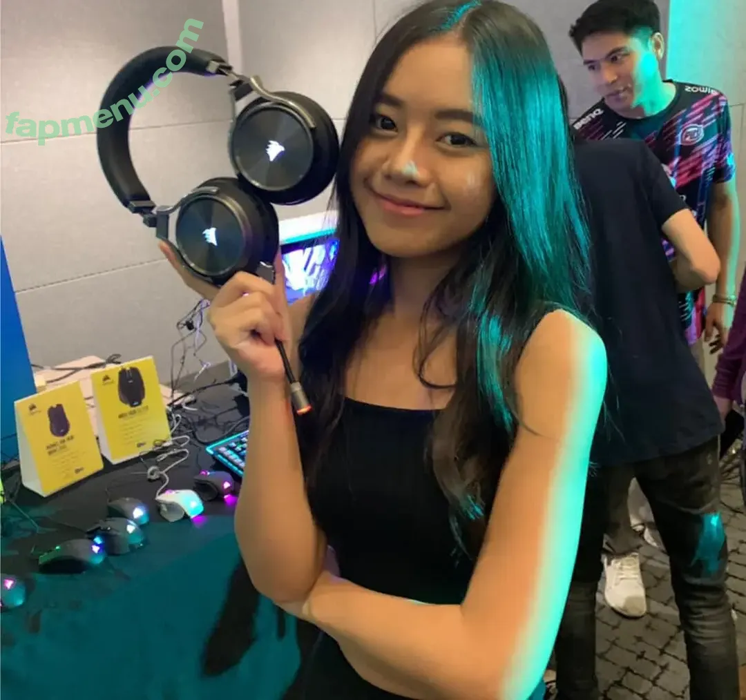 Dalunahh nude photo #0437 (Dalunahh)