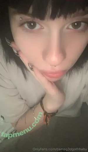  nude photo #0004
