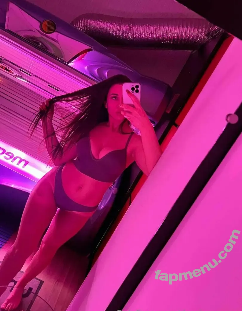 dambl_dora nude photo #0003 (fenix_dambldora_)