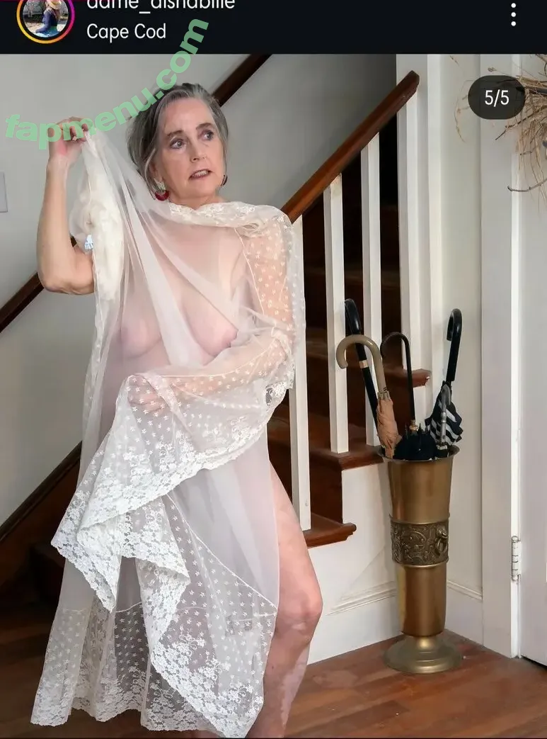 Dame Dishabille nude photo #0001 (dame_dishabille)