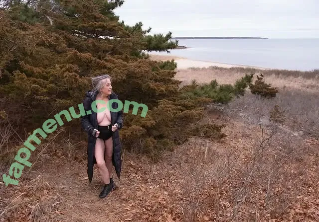 Dame Dishabille nude photo #0015 (dame_dishabille)