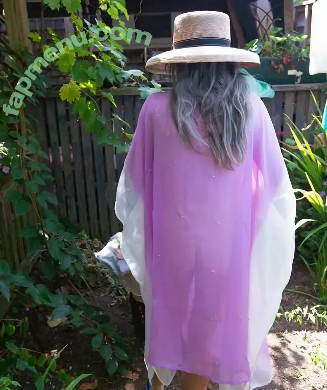 Dame Dishabille nude photo #0030 (dame_dishabille)