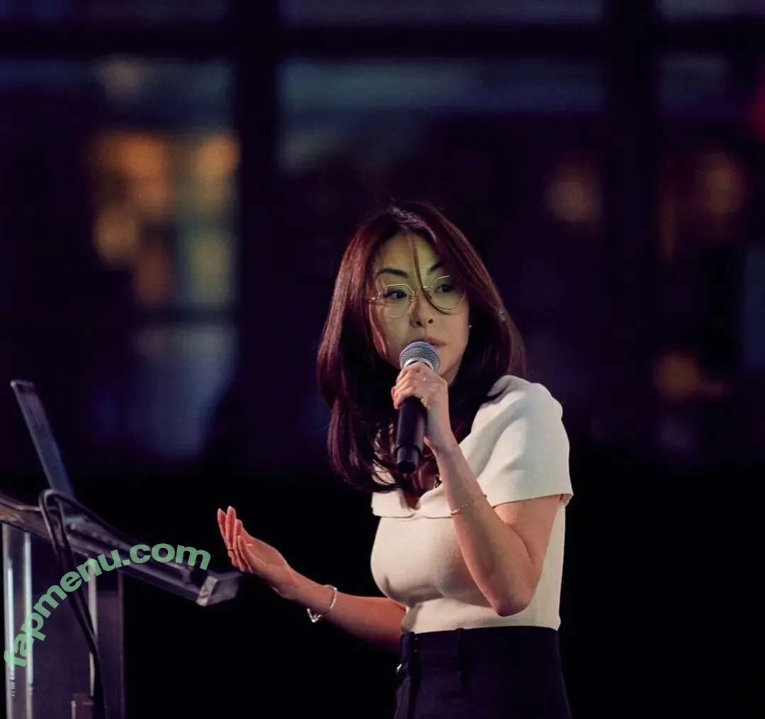 Dami Lee nude photo #0016 (damileearch)