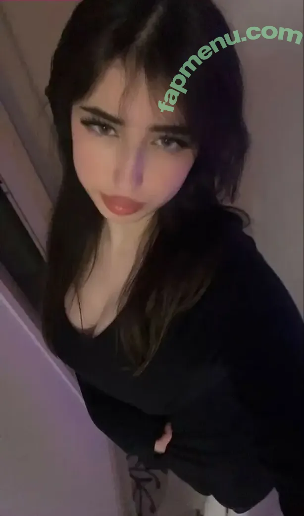 damnlizzyy nude photo #0004 (dollvuv / lizzyy2hot)