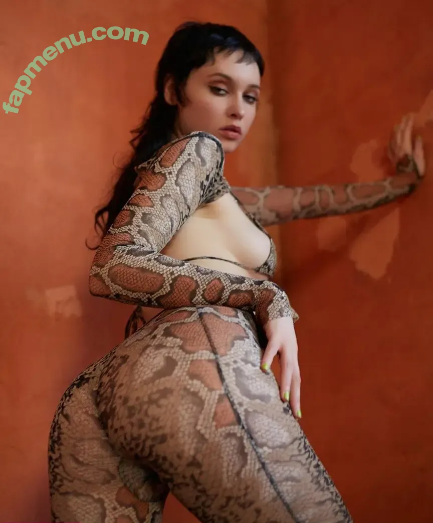 Dana Dentata nude photo #0030 (danadentata)