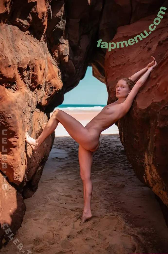 _dana_md_ nude photo #0096 (_dana_md_)