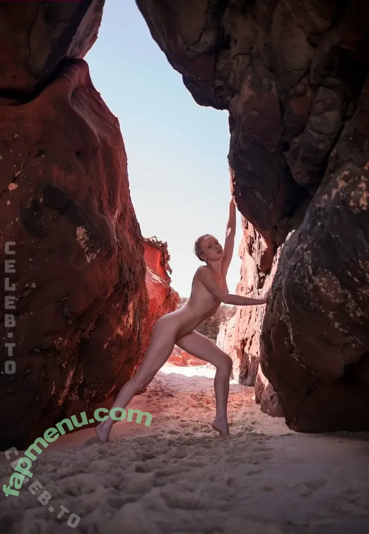 _dana_md_ nude photo #0106 (_dana_md_)