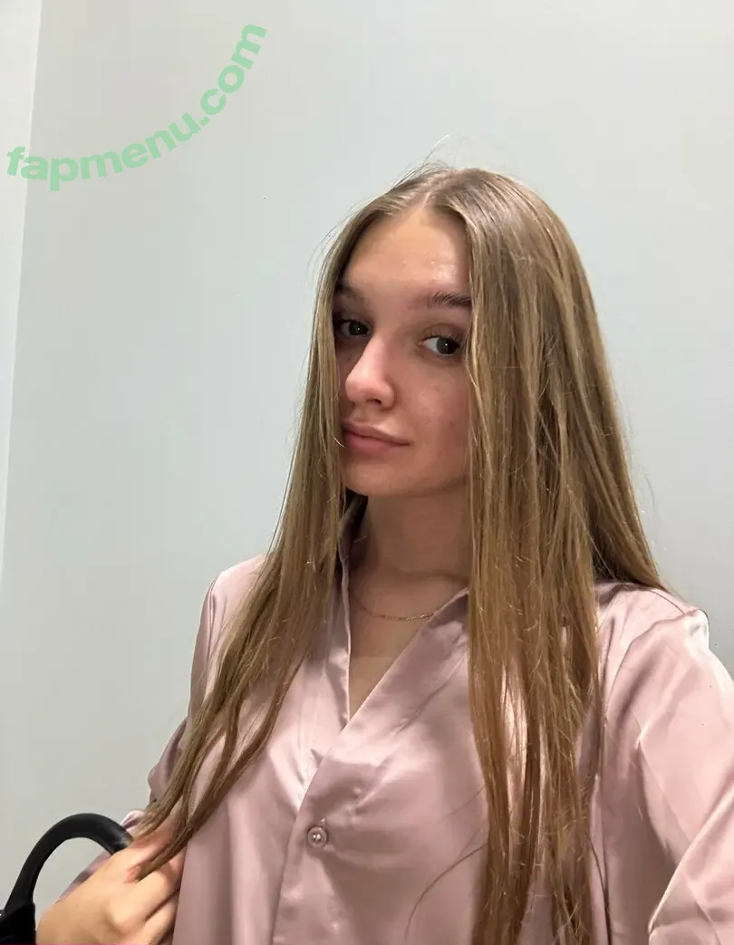 dana_mellow nude photo #0036 (danamelanie)