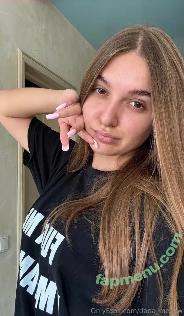 dana_mellow nude photo #0047 (danamelanie)