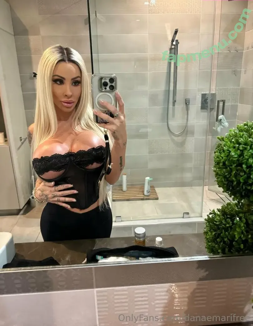 danaemarifree nude photo #0044 (danaemarix)