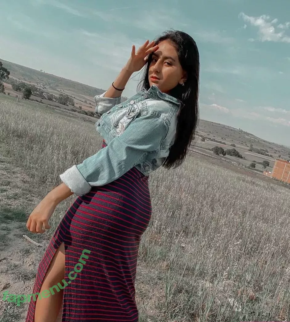 Danahe Vasquez nude photo #0006 (danahe_vg)