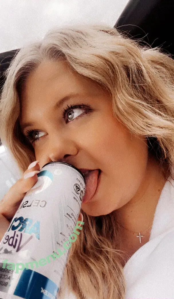 Danambaby nude photo #0022 (Danambaby)