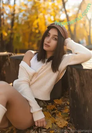 danaqis / dtotheq nude photo #0001