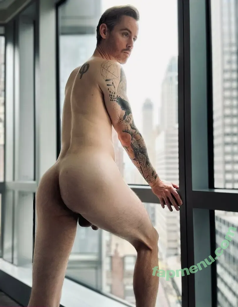 danbenson nude photo #0361 (danleebenson)