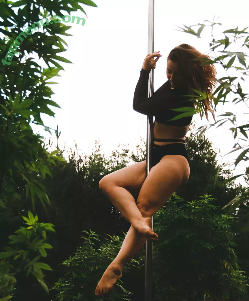 danceincannabis nude photo #0067 (danceincannabis)