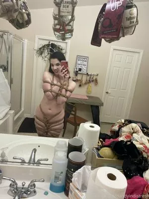 dandyindistress / dandyandfriends nude photo #0040