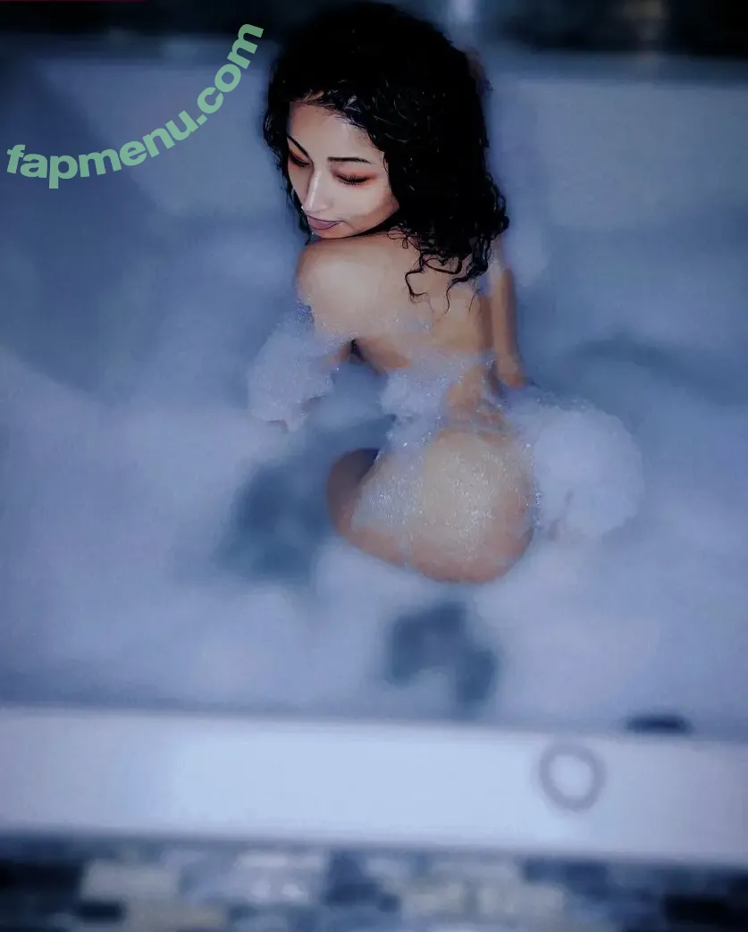 Dangernastyxxx nude photo #0019 (Hiyah Muhammad / damndangernasty)