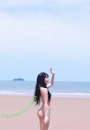 Dangomeaw / Mashiroxx nude photo #0001