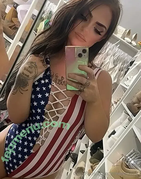 Dani nude photo #0076 (danibowman1 / danielle_uncovered / inkeddoll11)
