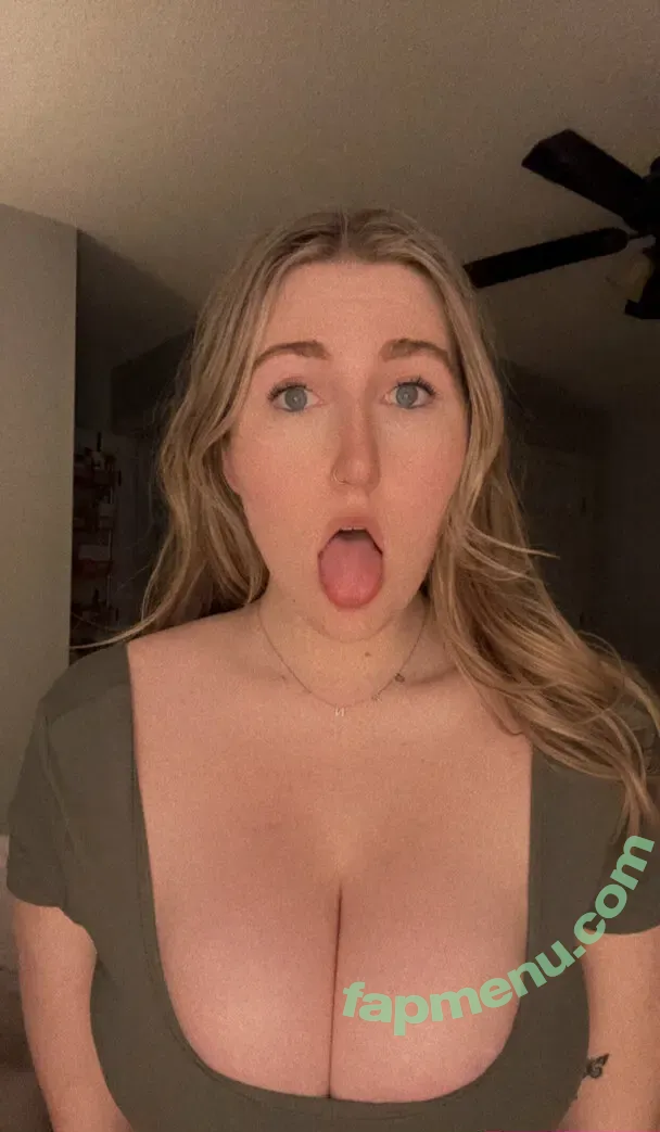dani.darling nude photo #0029 (the.dani.darling)