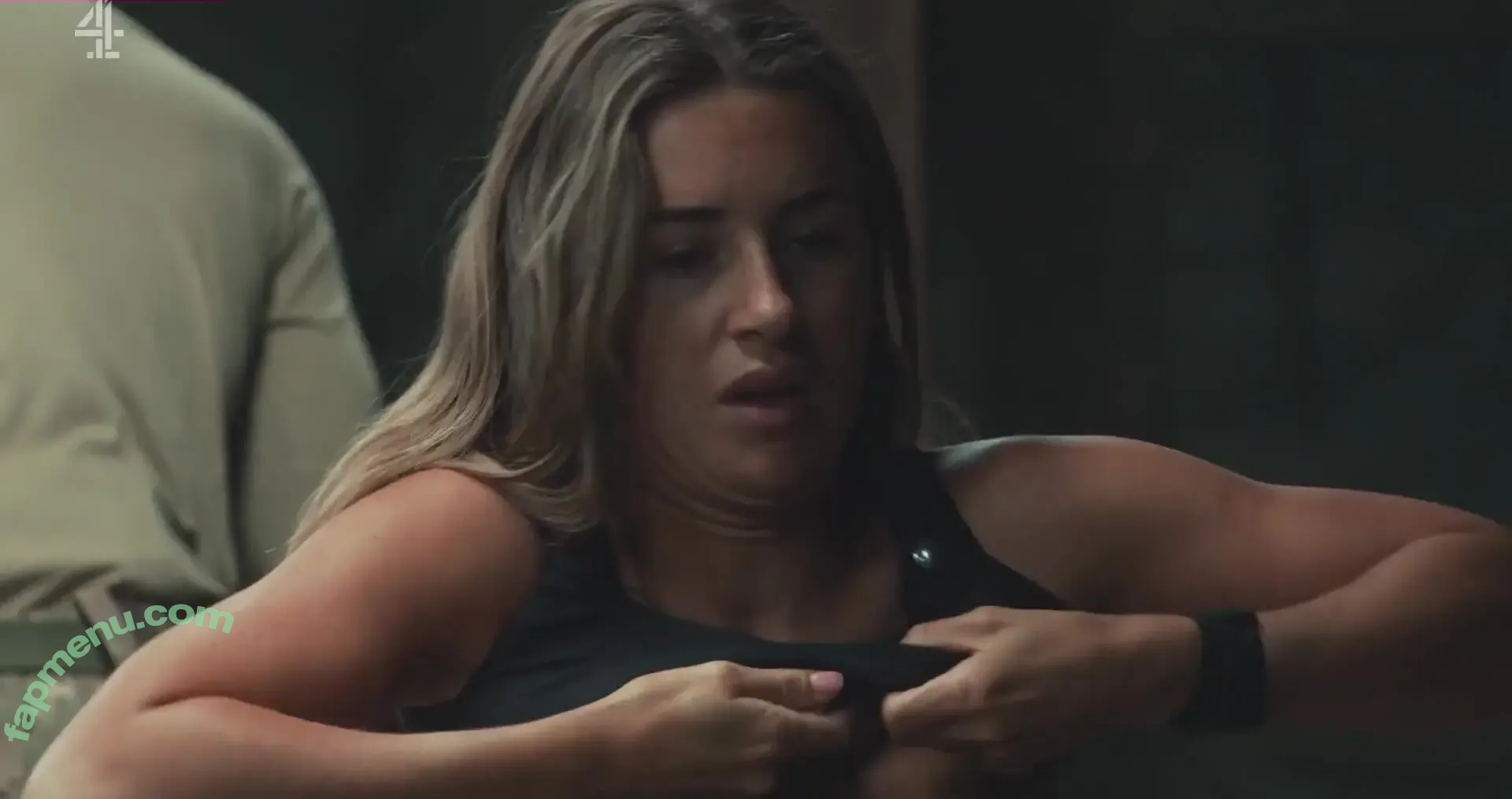 Dani Dyer nude photo #0051 (danidyerxx / dannydyerlk)