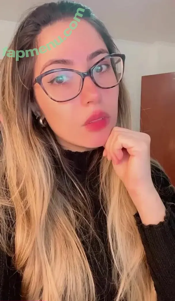 Dani Evedo nude photo #0003 (Dani Evedo)